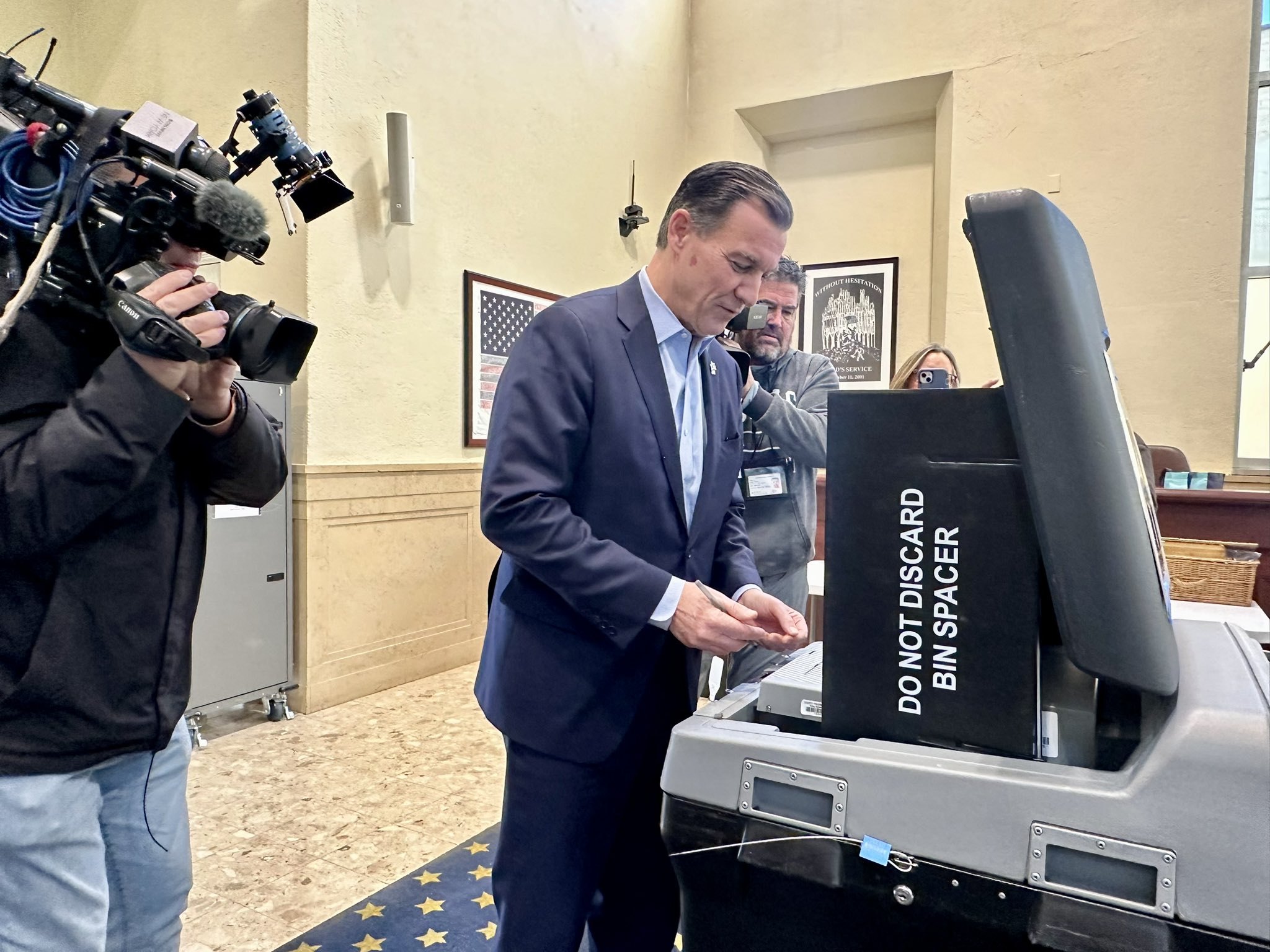 US House candidate Tom Suozzi casts his ballot in New York's Special Election to replace expelled Republican George Santos